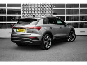 Audi Q4 e-tron thumbnail 2
