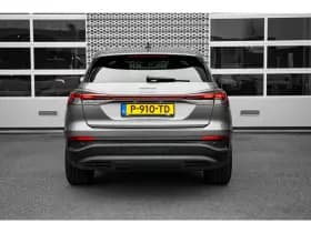 Audi Q4 e-tron thumbnail 4