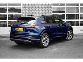 Audi Q4 e-tron thumbnail 2