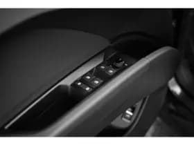 Audi Q4 e-tron thumbnail 18