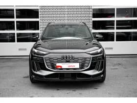 Audi Q6 e-tron thumbnail 3