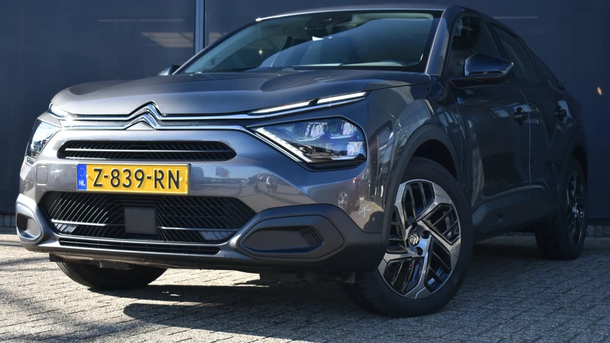 Citroën ë-C4 — foto 1