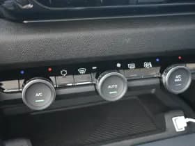 Citroën ë-C4 thumbnail 24