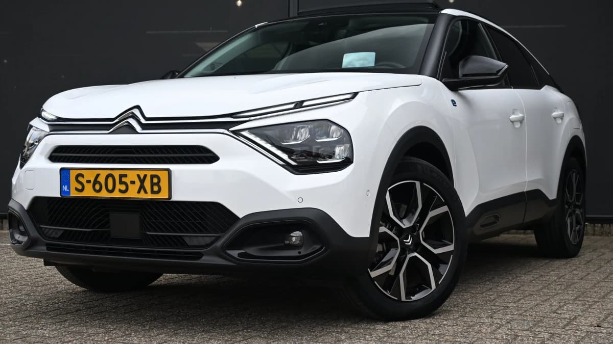 Citroën ë-C4 — foto 1