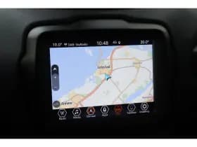 Jeep Renegade thumbnail 32