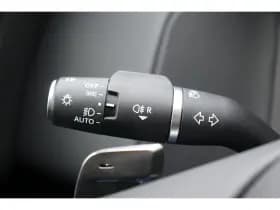 Land Rover Range Rover Velar thumbnail 28