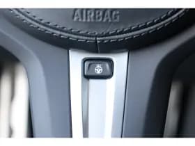 BMW 5-Serie thumbnail 32