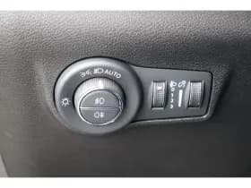 Jeep Compass thumbnail 23