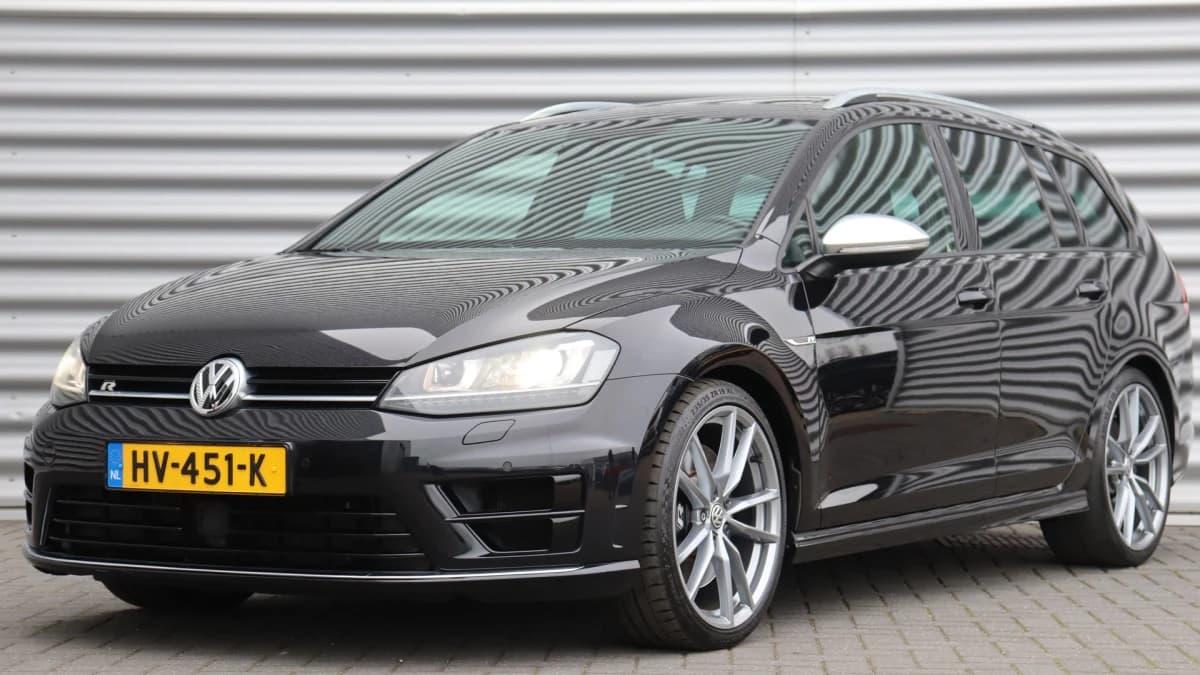 Volkswagen Golf — foto 1