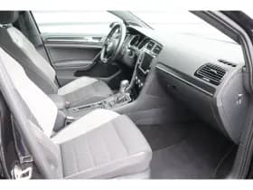Volkswagen Golf thumbnail 20