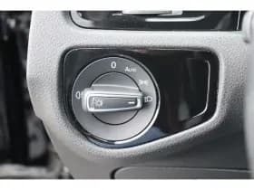 Volkswagen Golf thumbnail 23