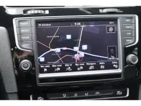 Volkswagen Golf thumbnail 32