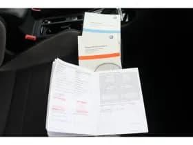 Volkswagen Golf thumbnail 46