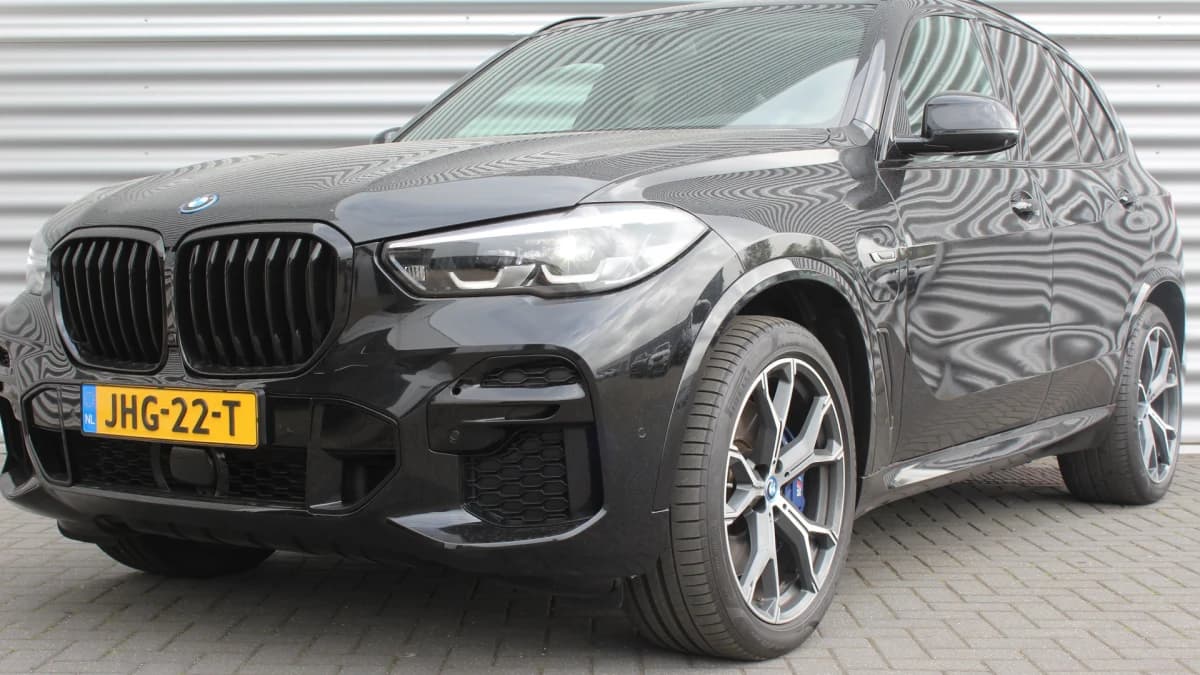 BMW X5 — foto 1