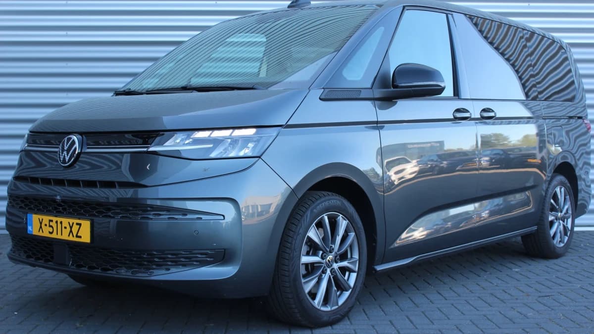 Volkswagen Multivan — foto 1