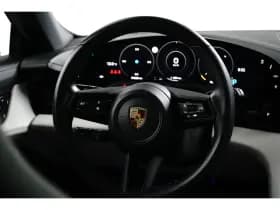Porsche Taycan thumbnail 21
