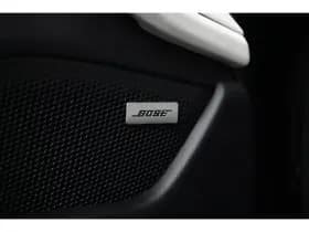Porsche Taycan thumbnail 40