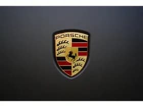 Porsche Taycan thumbnail 8