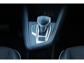 Renault Captur thumbnail 37