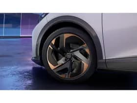 CUPRA Tavascan thumbnail 5