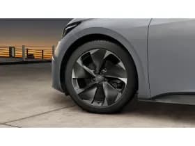 CUPRA Born thumbnail 5