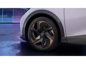 CUPRA Tavascan thumbnail 4