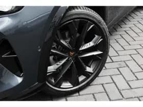 CUPRA Formentor thumbnail 7