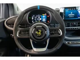 Abarth 500e thumbnail 43