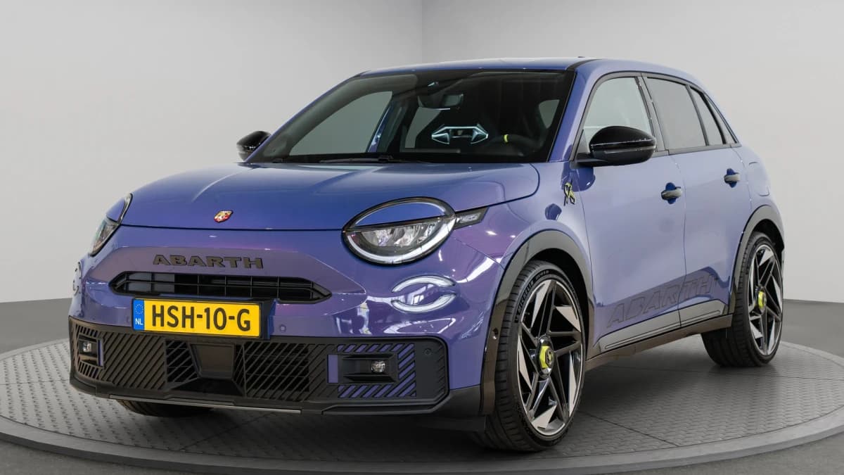 Abarth 600e — foto 1