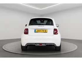 Abarth 500e thumbnail 5