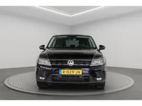 Volkswagen Tiguan thumbnail 3