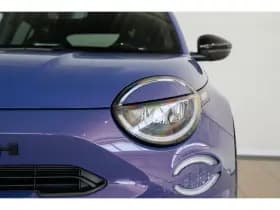 Abarth 600e thumbnail 2