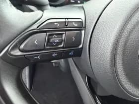 Toyota Yaris thumbnail 17