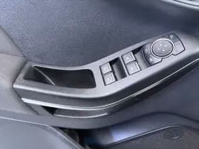 Ford Fiesta thumbnail 26