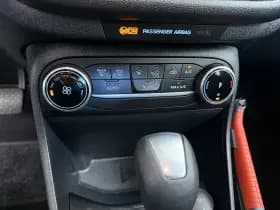 Ford Fiesta thumbnail 31