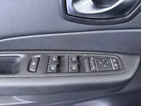 Renault Captur thumbnail 26