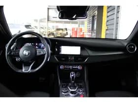 Alfa Romeo Giulia thumbnail 14