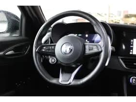 Alfa Romeo Giulia thumbnail 16