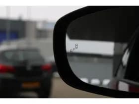 Suzuki Swift thumbnail 17
