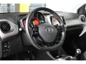 Toyota Aygo thumbnail 11