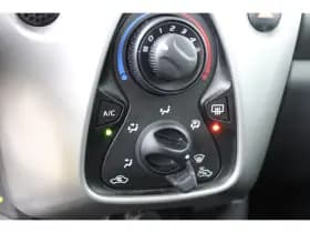 Toyota Aygo thumbnail 27