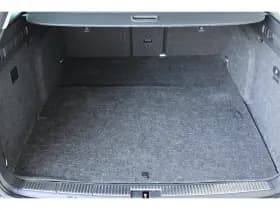 Škoda Superb thumbnail 37