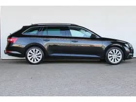 Škoda Superb thumbnail 5