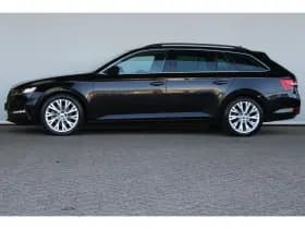 Škoda Superb thumbnail 9