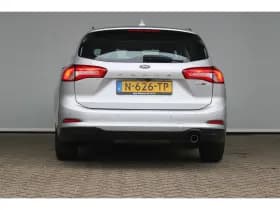 Ford Focus thumbnail 6