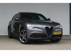 Alfa Romeo Stelvio thumbnail 3