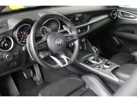 Alfa Romeo Stelvio thumbnail 22