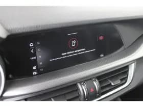 Alfa Romeo Stelvio thumbnail 35