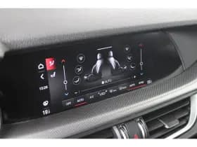 Alfa Romeo Stelvio thumbnail 39