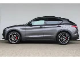 Alfa Romeo Stelvio thumbnail 8